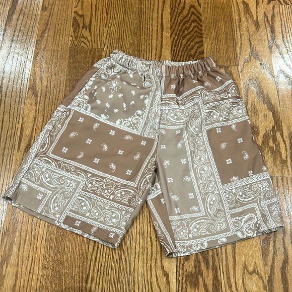 Short size 10/12 kids new - Picture 1 of 1